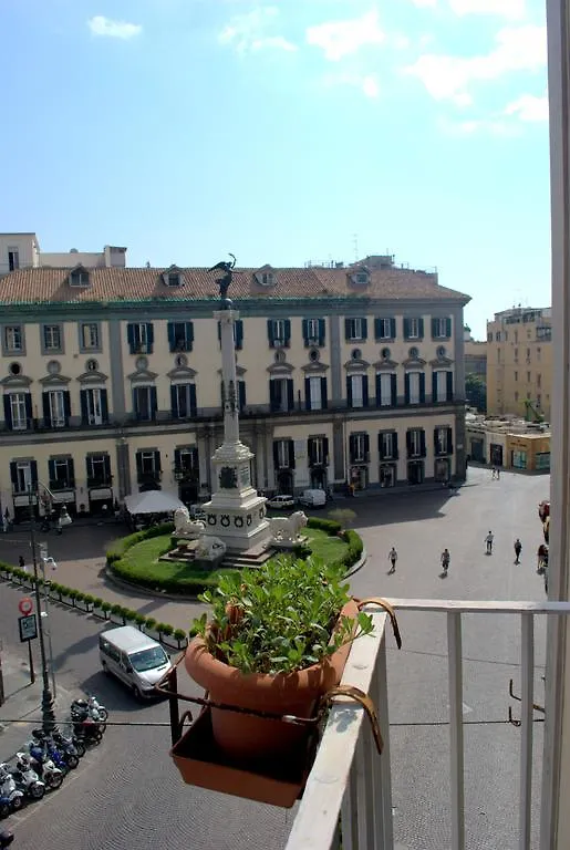 Bed and Breakfast Relais Piazza dei Martiri Napoli
