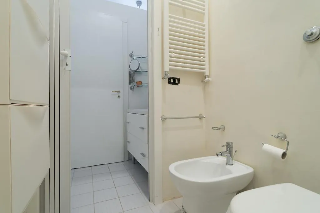 Bed and Breakfast Relais Piazza dei Martiri Napoli Italia