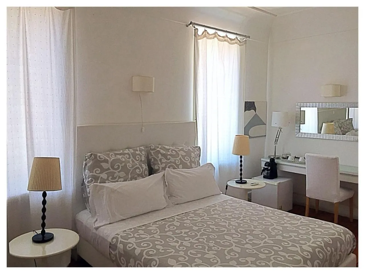 Bed & Breakfast Bed and Breakfast Relais Piazza dei Martiri Napoli Italia
