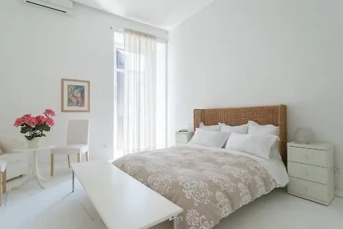 Bed and Breakfast Relais Piazza dei Martiri Napoli
